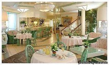 Golf Hotel Club 4*